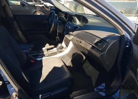 2015 Honda Accord Sport z USA, uszkodzony, nr VIN 1HGCR2F5XFA034288